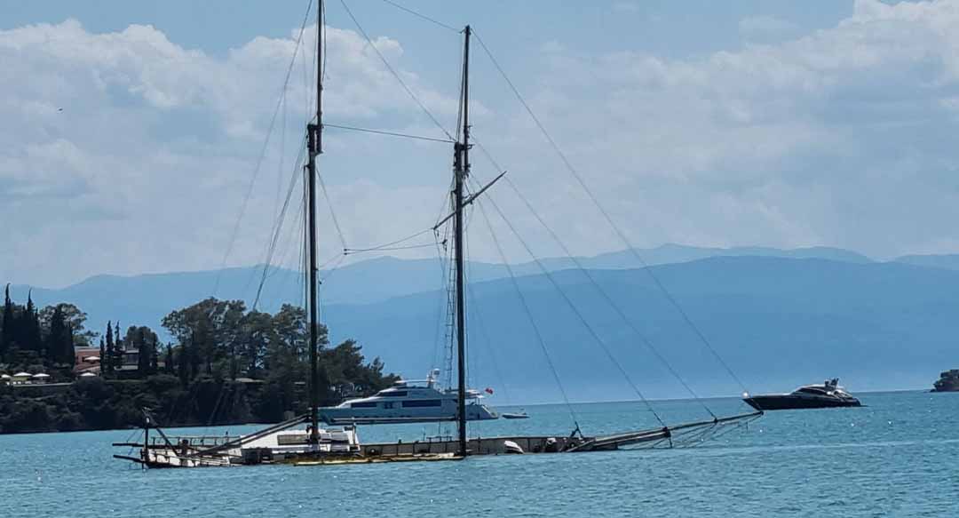 vouliagmenoPortoHeli