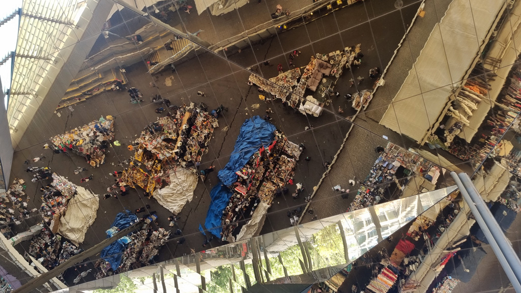 Encants Market Inside