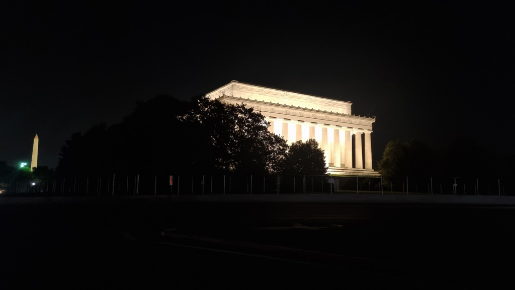 Lincoln Memorial By Night