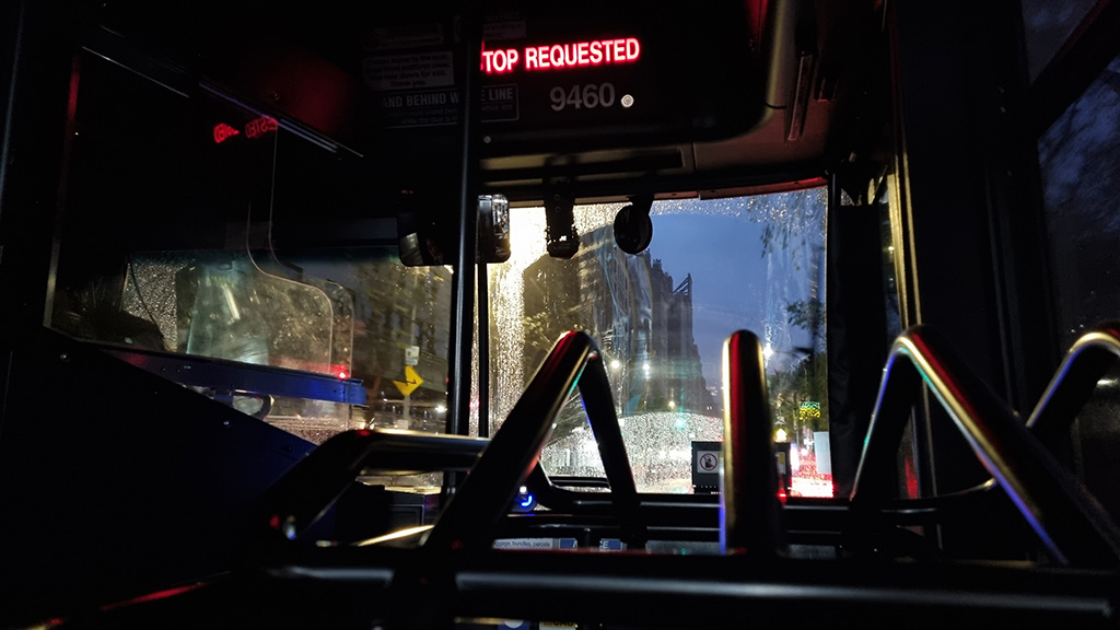 5th Avenue Bus