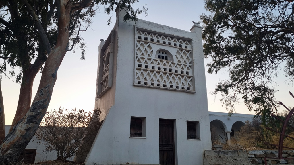 Περιστερώνας Τήνος Παναγία