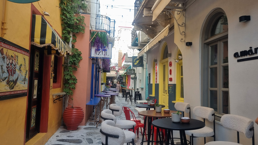 Tinos Town