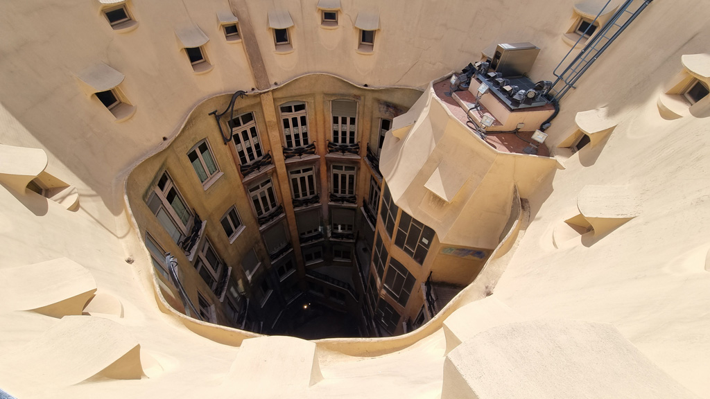 aithrio Roof