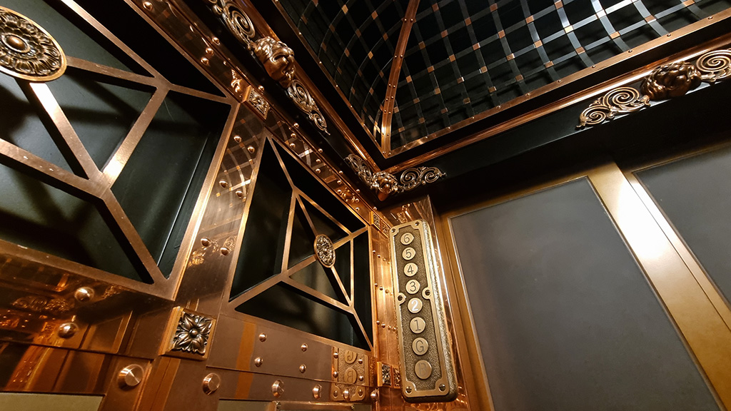 Harrods Elevator